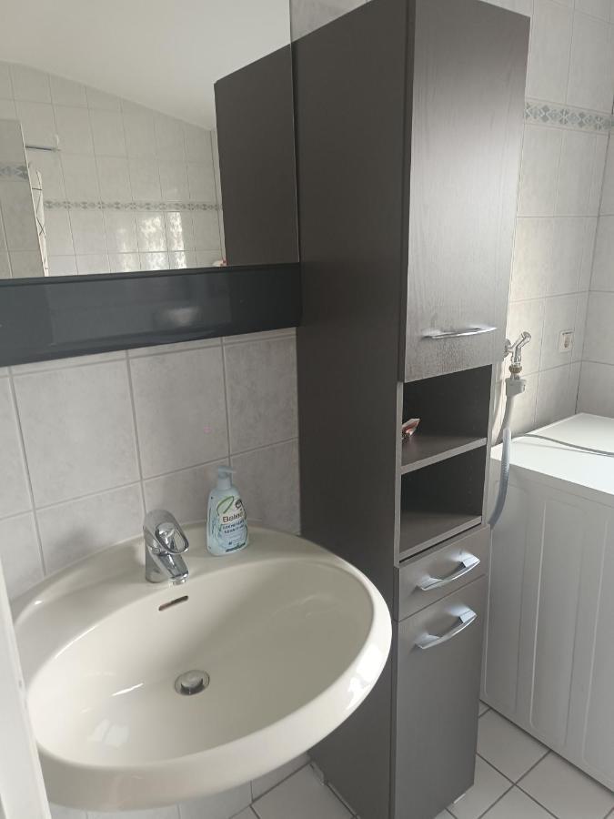 In Villa 56 Qm Apartment, 24 H Check-In,Free Parking Hannover Exterior photo